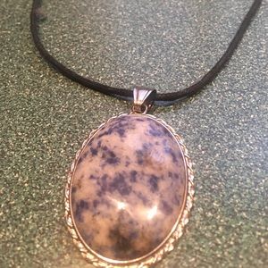 Beautiful moonstone necklace with adjustable fit